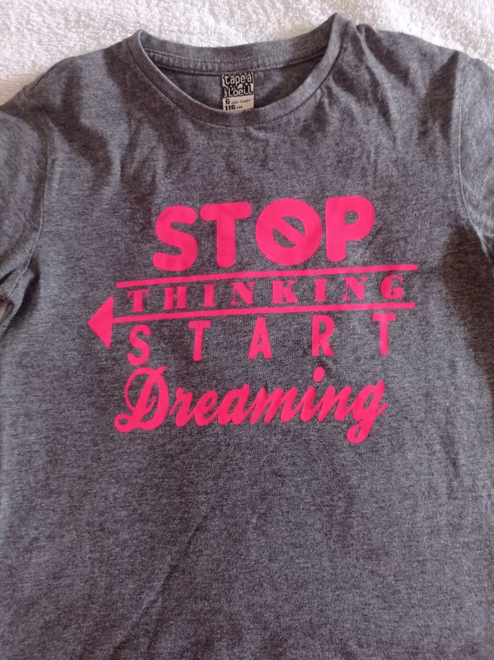 Pull manche courte couleur gris avec motif dessus fluo voir photos taille 6 ans marque tape à l'oeil 116 cm - photo numéro 6