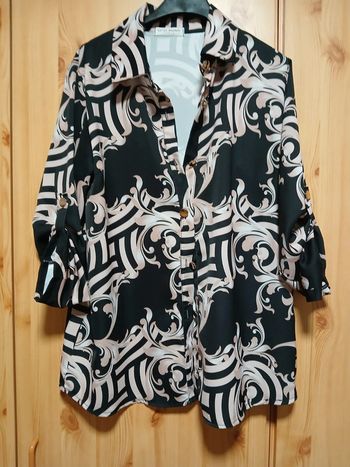 Chemisier noir et rose pâle taille L Marque Estee Brown