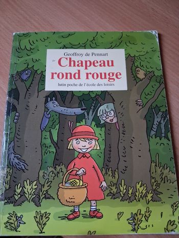 Chapeau rond rouge
