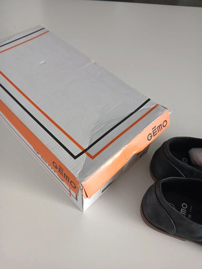 Chaussure noire avec reflets - photo numéro 7