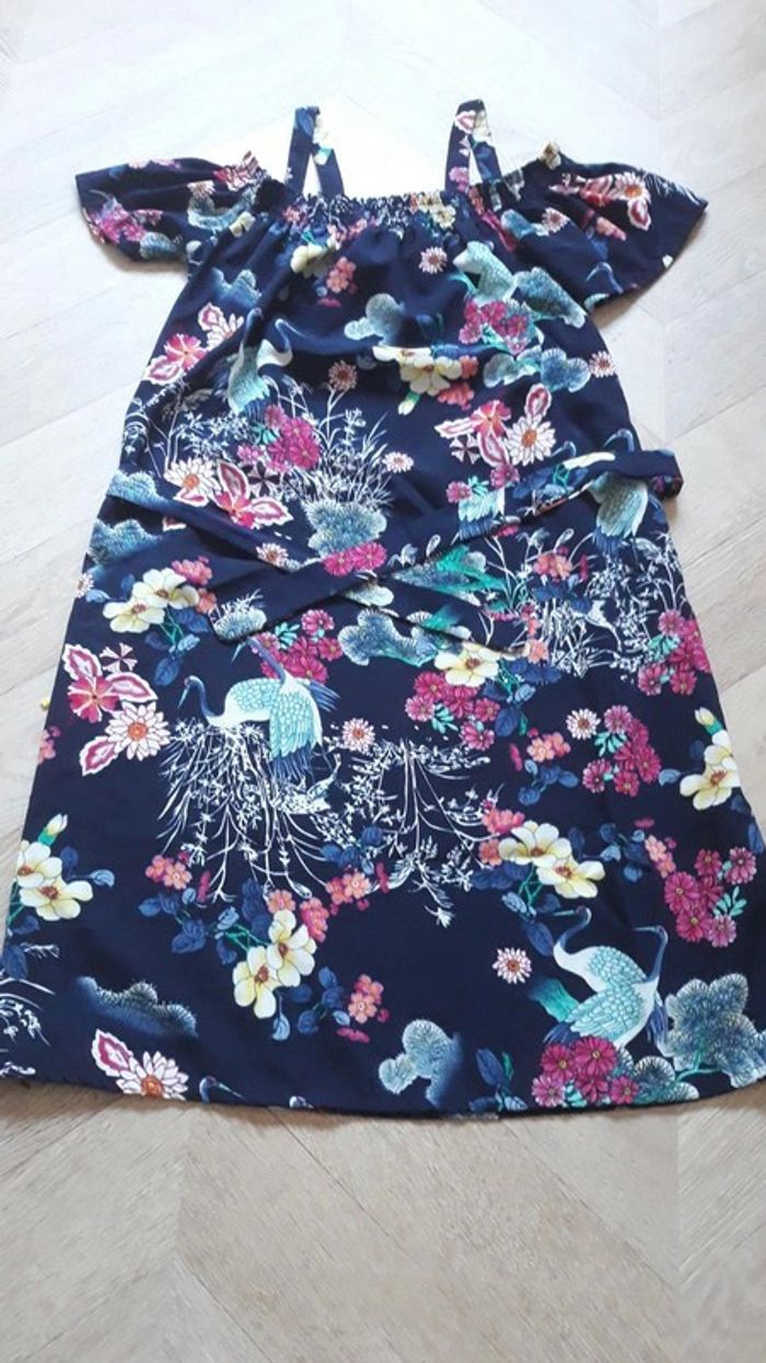 Robe fleurie pour fille - photo numéro 2