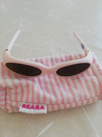 Lunette de soleil rose pâle 0/3 mois béaba