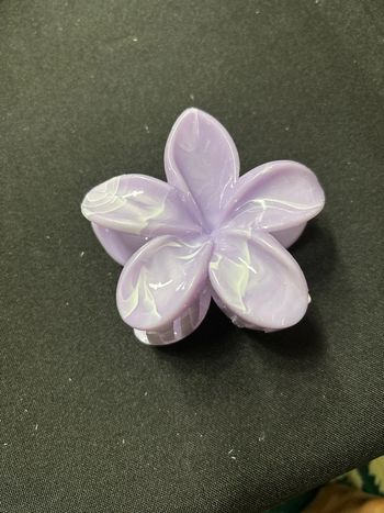 Grosse pince fleur