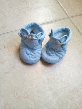 Chaussons bébé bleu