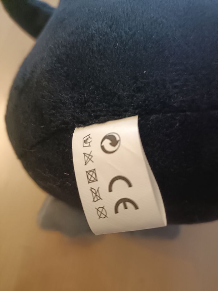 Peluche Galactic Pingouin Sephora - photo numéro 3