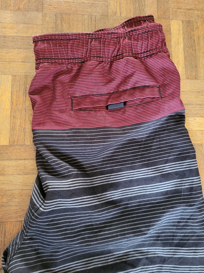 Joli short de Bain Nautica taille L - photo numéro 3