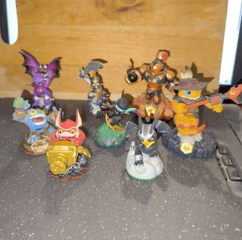 Lot figurines Skylanders 