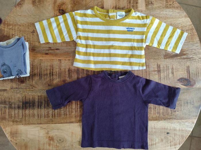 Lot 4 hauts 1 mois - photo numéro 4