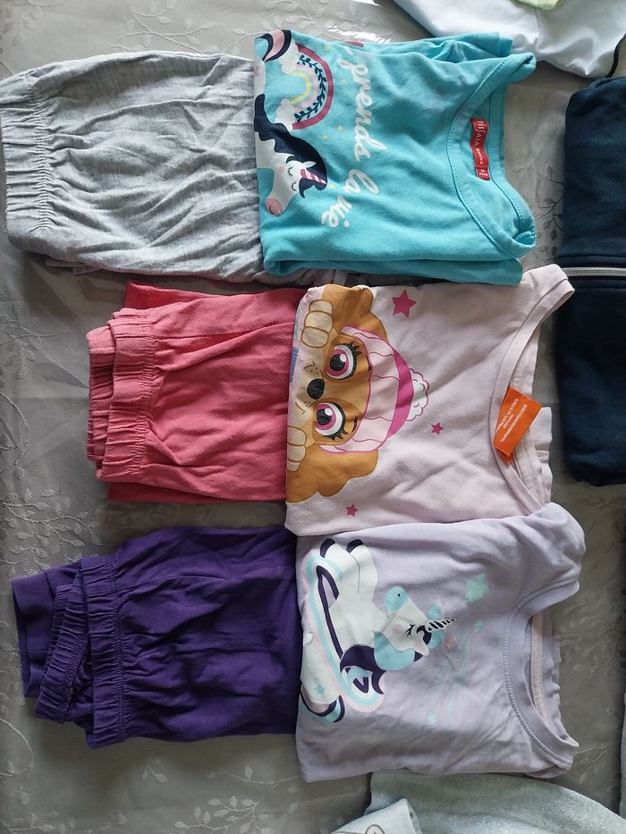 Vêtements fille 5/6 ans
