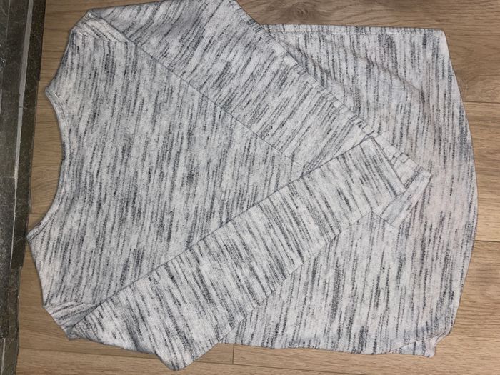 Pull Sweatshirt H&M gris chiné Léopard Pailleté Taille 12 ans / 158 cm Très bon état - photo numéro 4