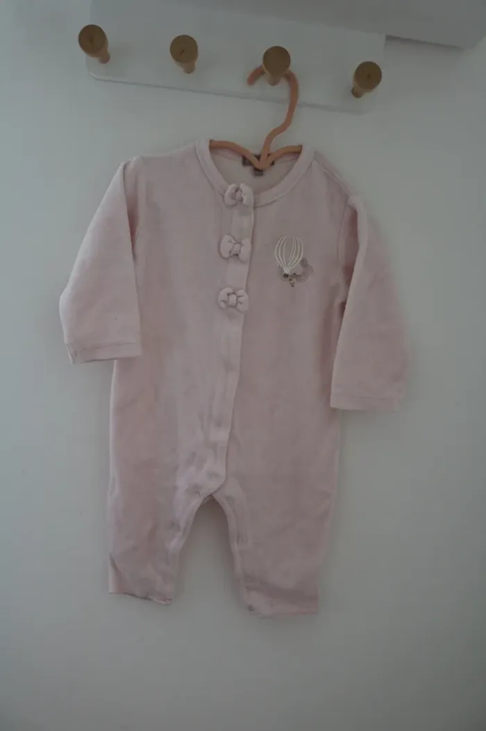 Lot pyjamas hiver fille 6 mois - photo numéro 4