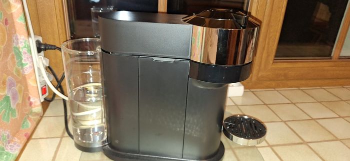 Cafetière Nespresso Next Vertuo Deluxe Intense Chrom - photo numéro 5