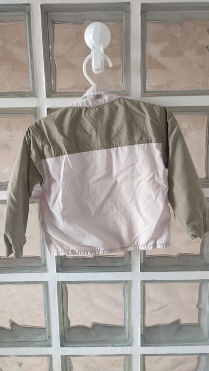Veste coupe vent 18 mois - photo numéro 4