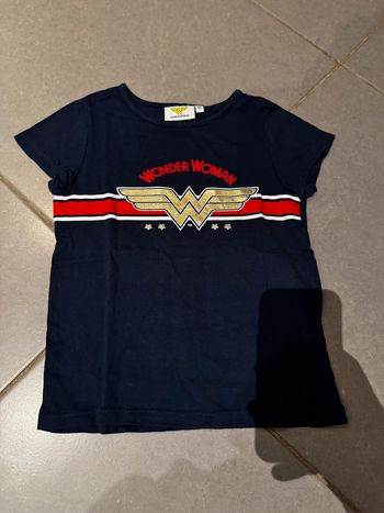 T shirt manches courtes - Wonder woman - Étoiles - Bleu marine, rouge, doré & blanc - 6 ans