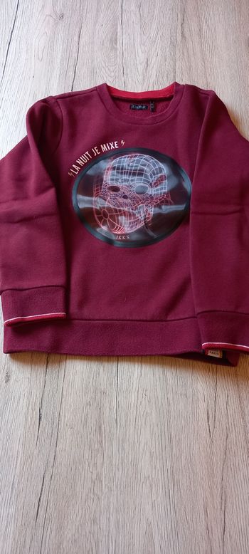 Sweat IKKS taille 6 ans  116 cm