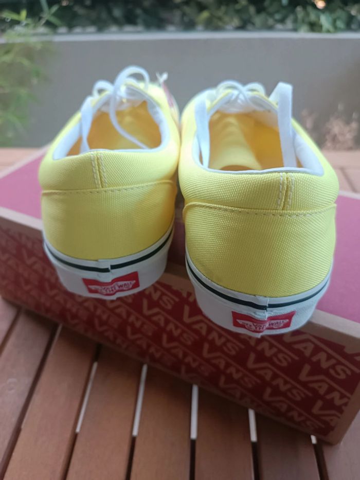Baskets vans jaune homme 45 - photo numéro 4