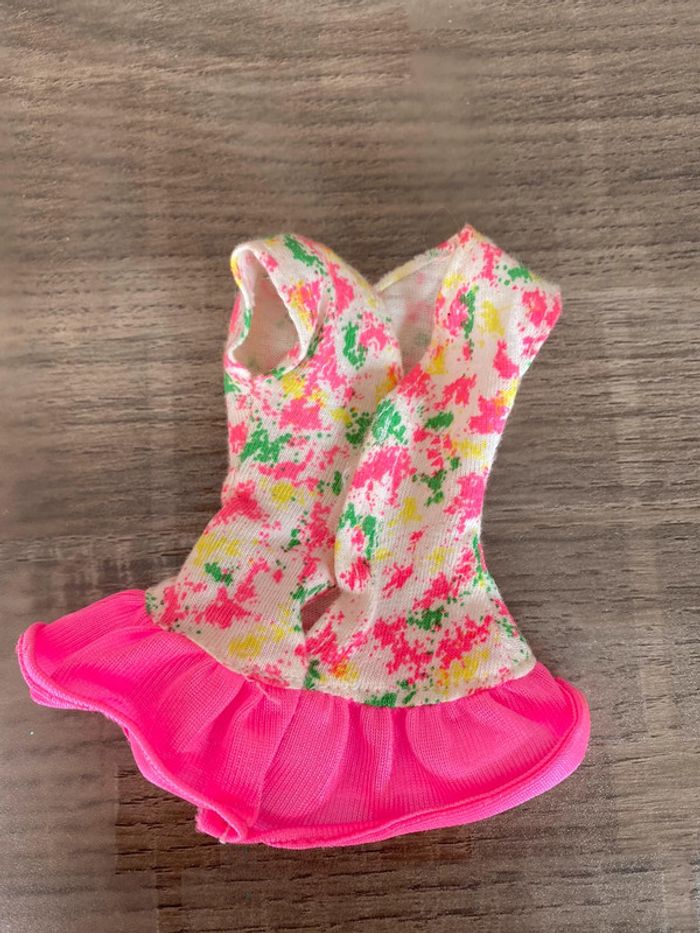 Barbie avec robe - photo numéro 6