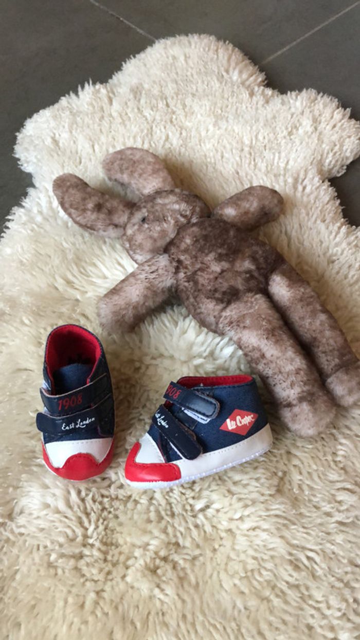 Chaussure 0/3 mois lee Cooper neuve - photo numéro 2