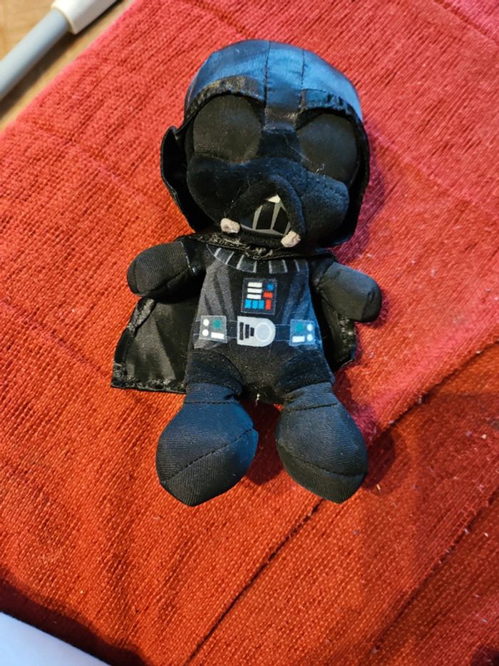 Petite peluche dark vador