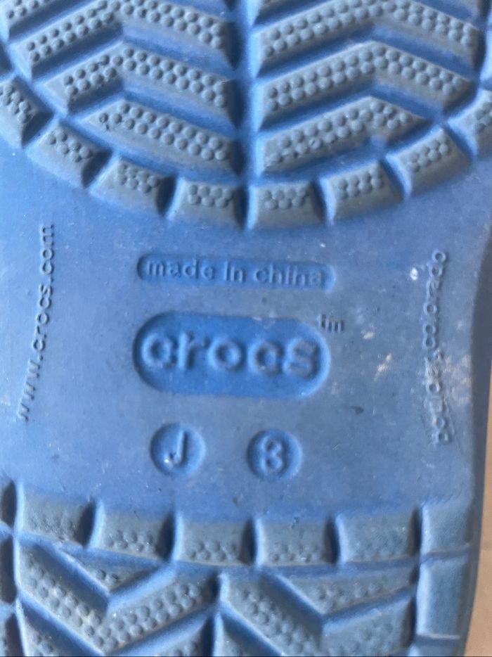 Crocs originales pat patrouille taille j3 - photo numéro 2
