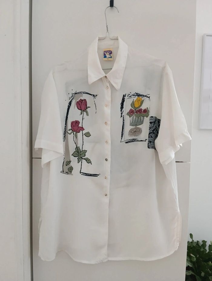 Chemise vintage longue
100 % viscose,
Imprimé style tableau fleuri, - photo numéro 6