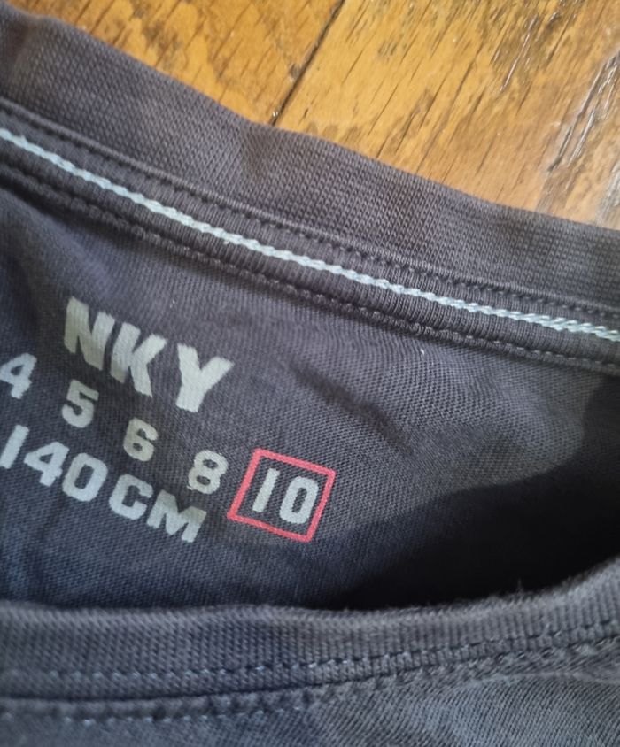 t-shirt gris foncé nky manche courte taille 10 ans - photo numéro 2