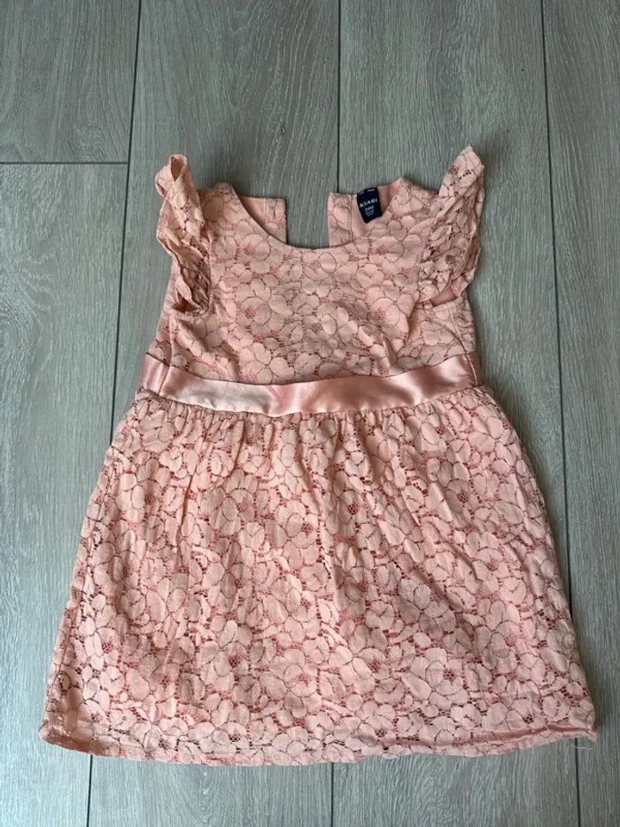 Robe dentelle