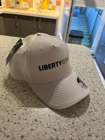 Casquette blanche Libertygym