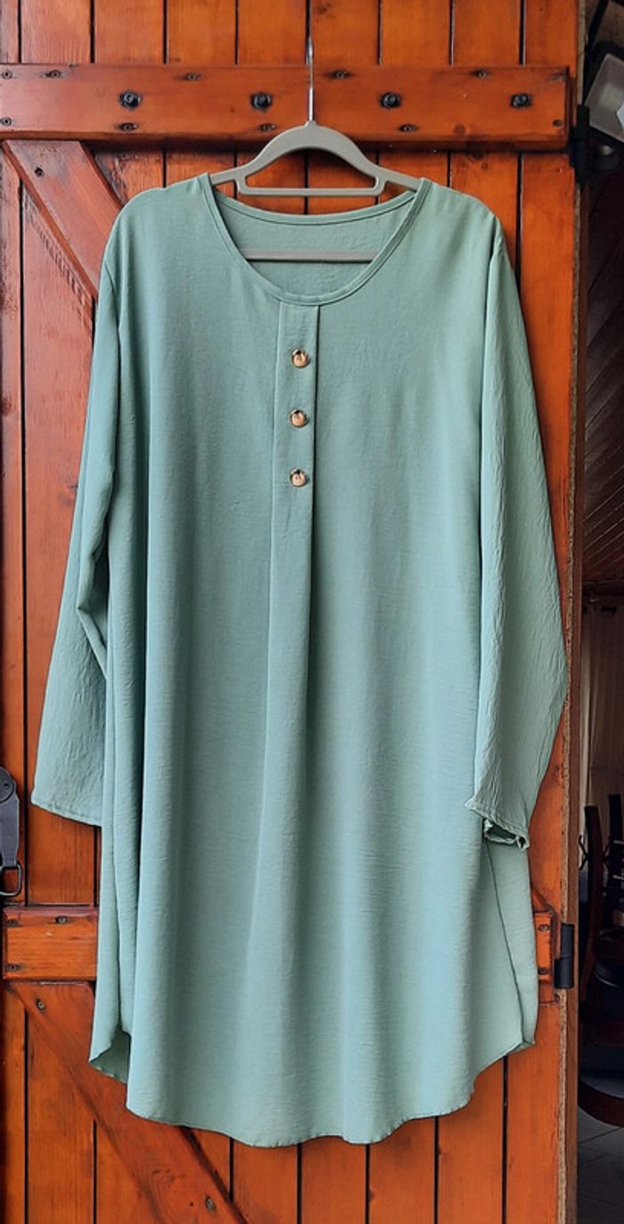 Robe verte, taille 46 - photo numéro 2