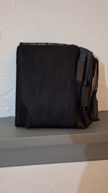 Moustiquaire avec fermeture par aimants 100x220 cms neuf