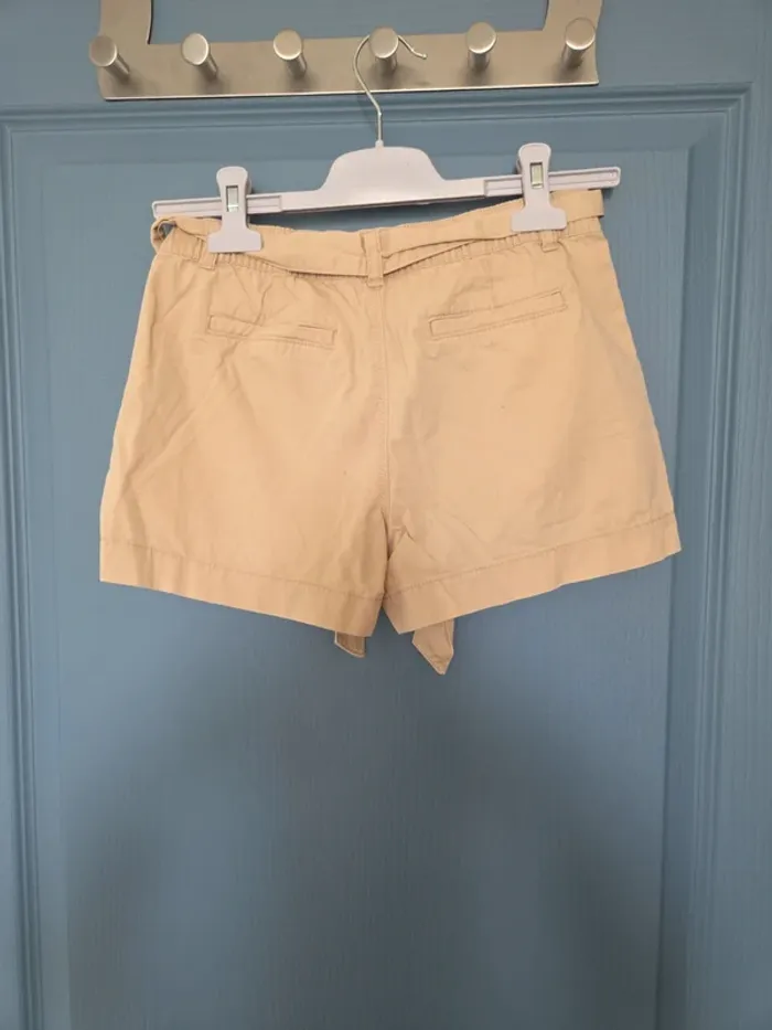 Lot de 2 shorts La Halle et Kiabi taille 10 ans - photo numéro 8