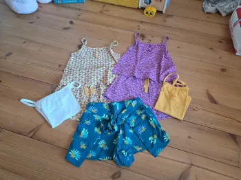 Lot de 7 vetements d'été fille en 18 mois.