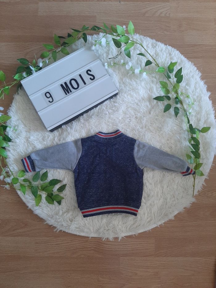 Veste ⚾️ - photo numéro 2