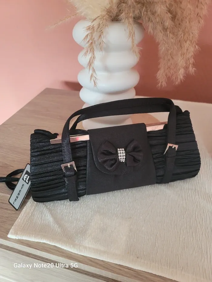 Pochette de soirée