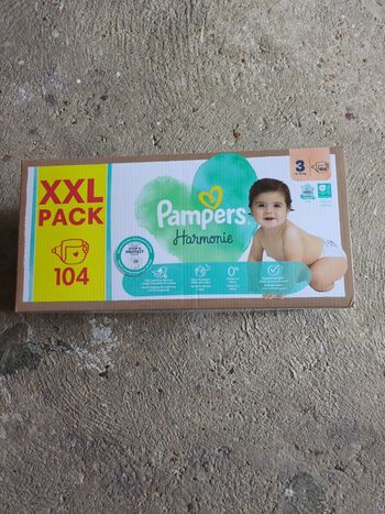 Maxi pack de couches Pampers Harmonie taille 3