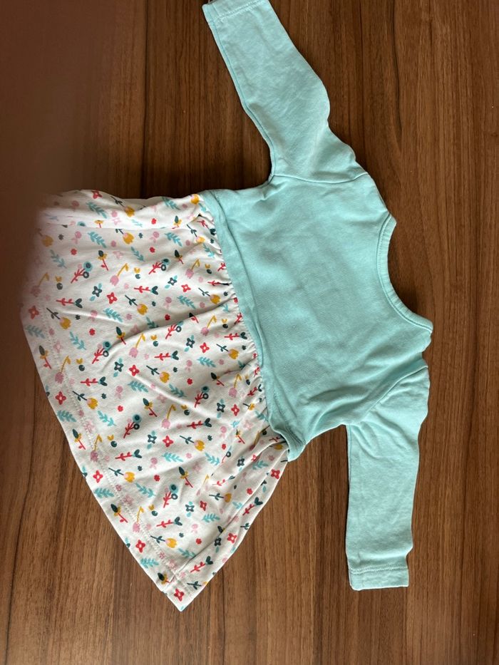 Robe 6 mois - photo numéro 2