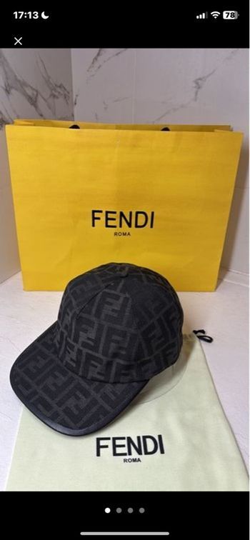 Casquette Fendi taille unique Roma noir 