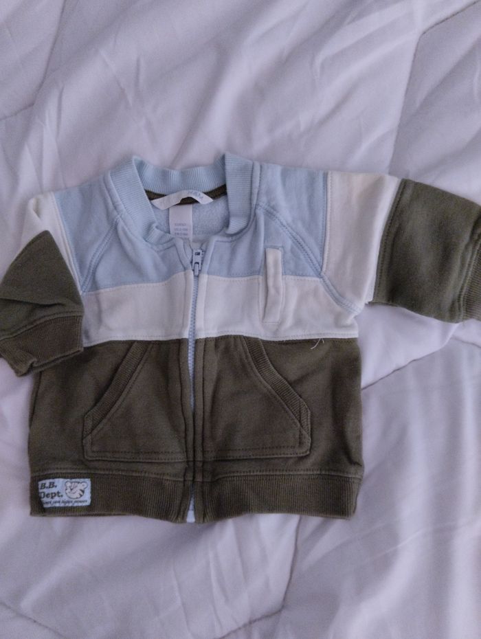 Lot 4 vestes - photo numéro 3