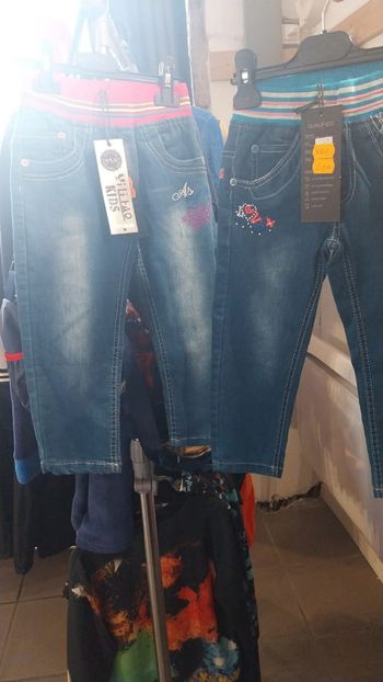 2 jeans 18 mois