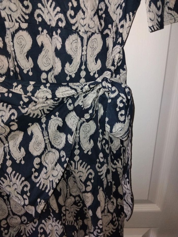 Robe bleu marine taille 46 - photo numéro 3