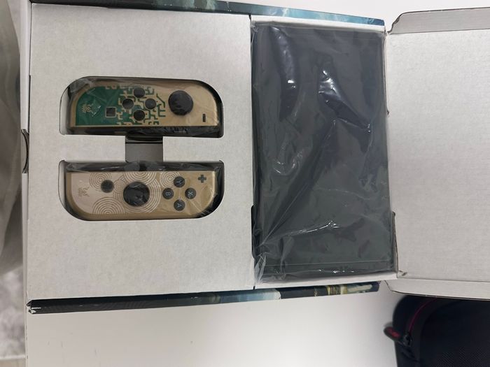 Switch oled édition Zelda - photo numéro 4