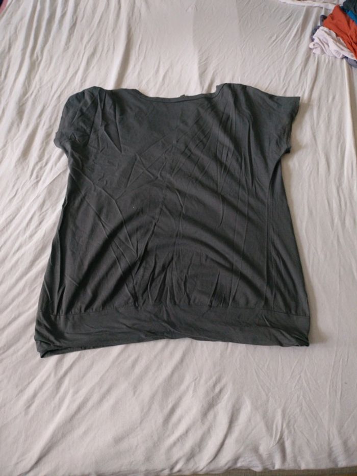 T-shirt femme 42/44 - photo numéro 3