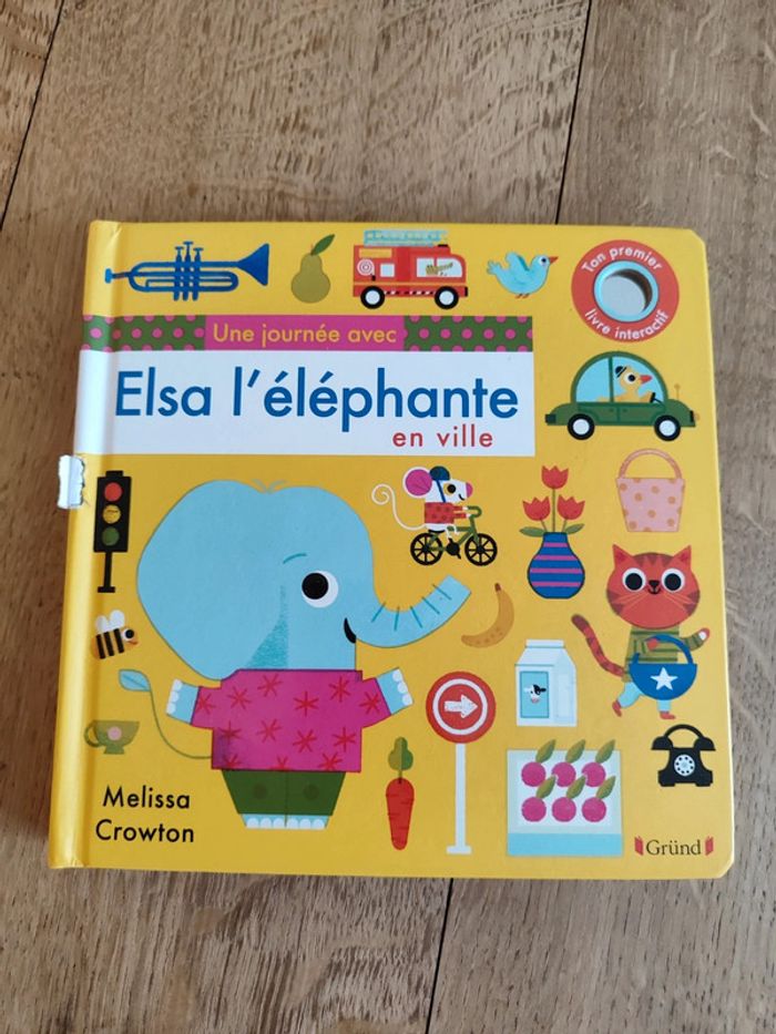 Une journée avec Elsa l'éléphante en ville