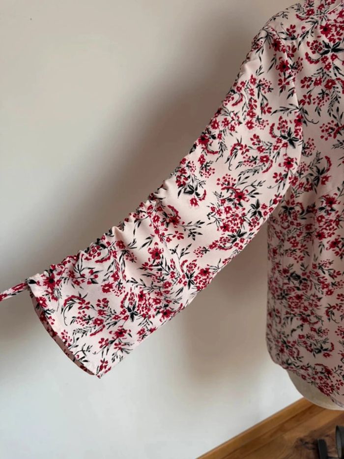 Superbe Blouse fleurie fluide neuve Camaïeu 🌸 40 L - photo numéro 3