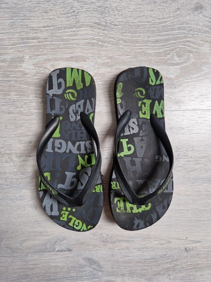 Tongs Olaian 33/34 noires et vertes