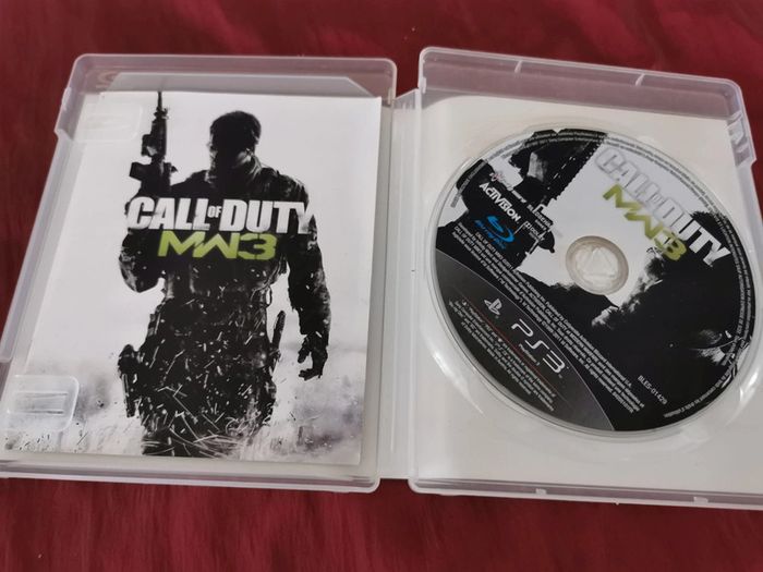 Jeu. PS3. Call of Duty. MW3 - photo numéro 2