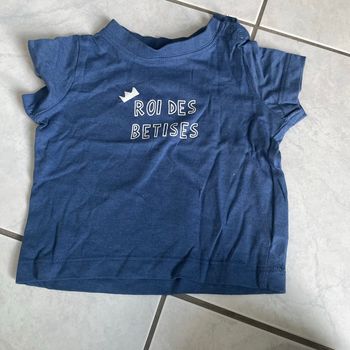 T-shirt