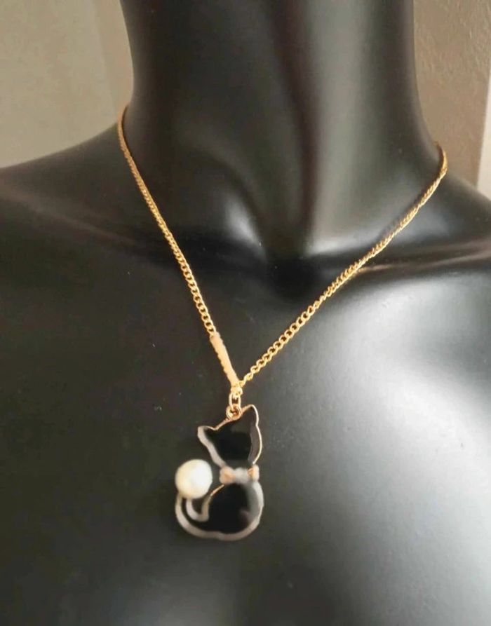 Collier fantaisie chat noir - photo numéro 2