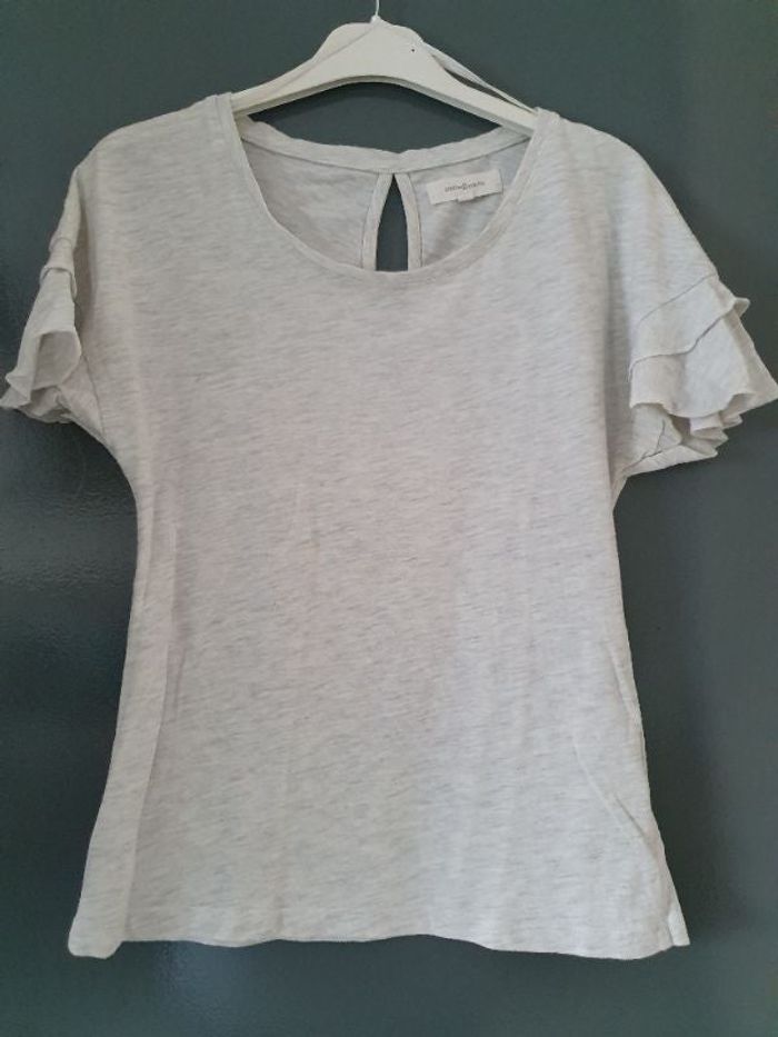 Tee-shirt taille XS, Cache-cache