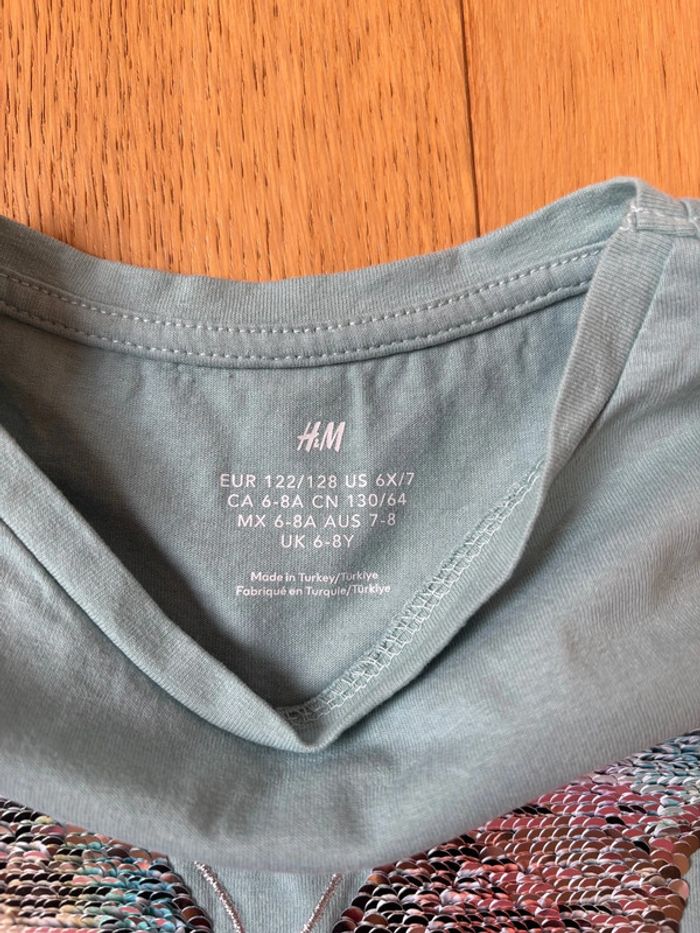 T-shirt H&M papillon sequins 122/128 - photo numéro 4